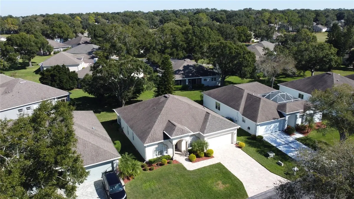 Property Slideshow image 1 of 76 | 3707 fairfield dr, Clermont, FL, 34711