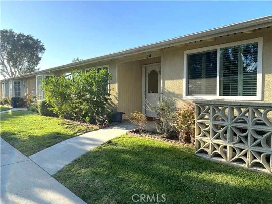 Property Slideshow image 1 of 19 | 13281 del monte dr # m12-34d, Seal Beach, CA, 90740