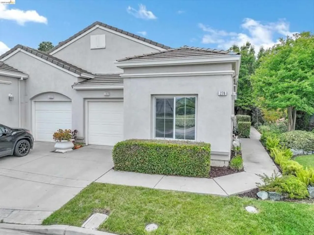 Property Slideshow image 1 of 26 | 276 black amber way, Brentwood (Cc), CA, 94513