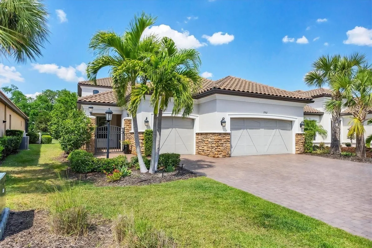 Property Slideshow image 1 of 85 | 13902 messina loop, Bradenton, FL, 34211