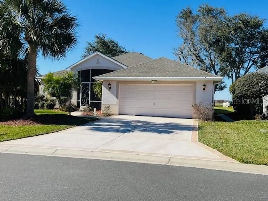 Property Slideshow image 1 of 13 | 5685 gulf stream st, Tavares, FL, 32778