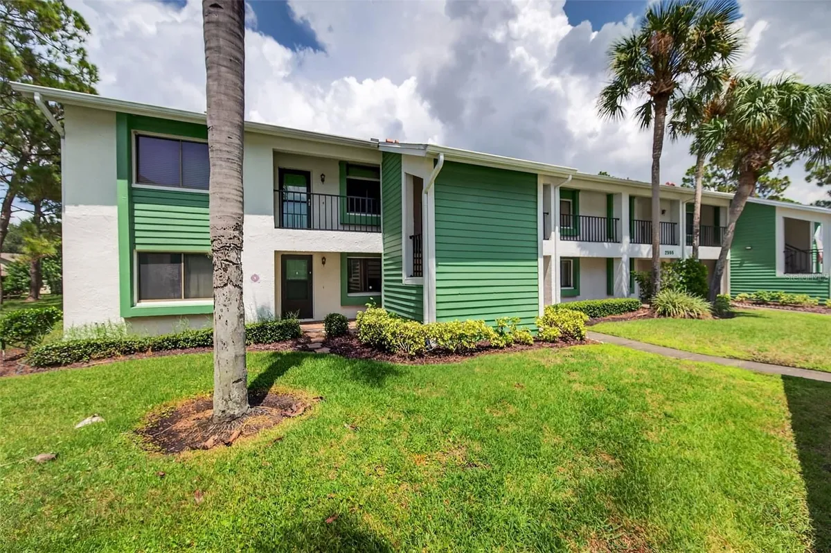 Property Slideshow image 1 of 23 | 2555 royal pines cir # 15a, Clearwater, FL, 33763