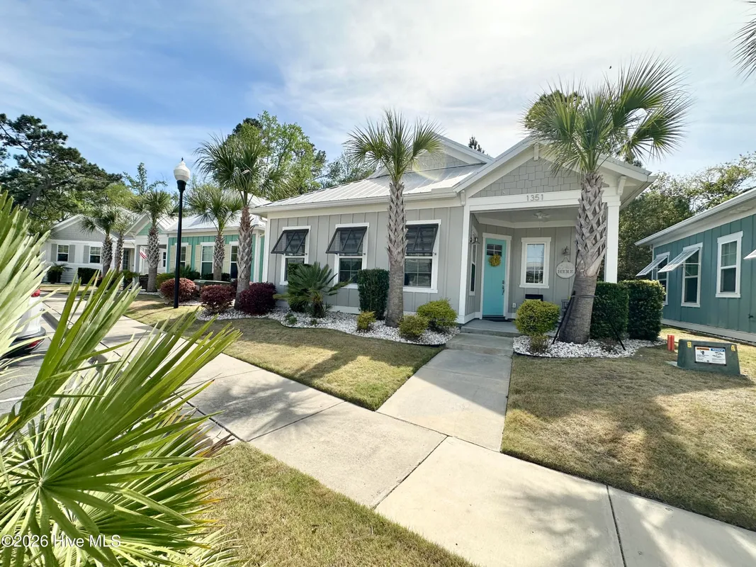 Property Slideshow image 1 of 34 | 1351 albacore loop, Calabash, NC, 28467