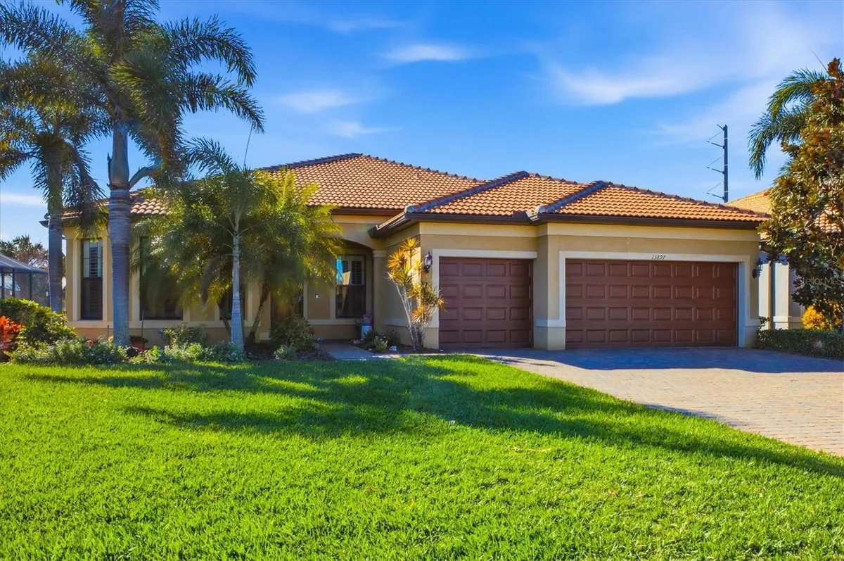 Property Slideshow image 1 of 80 | 13897 umbria st, Venice, FL, 34293