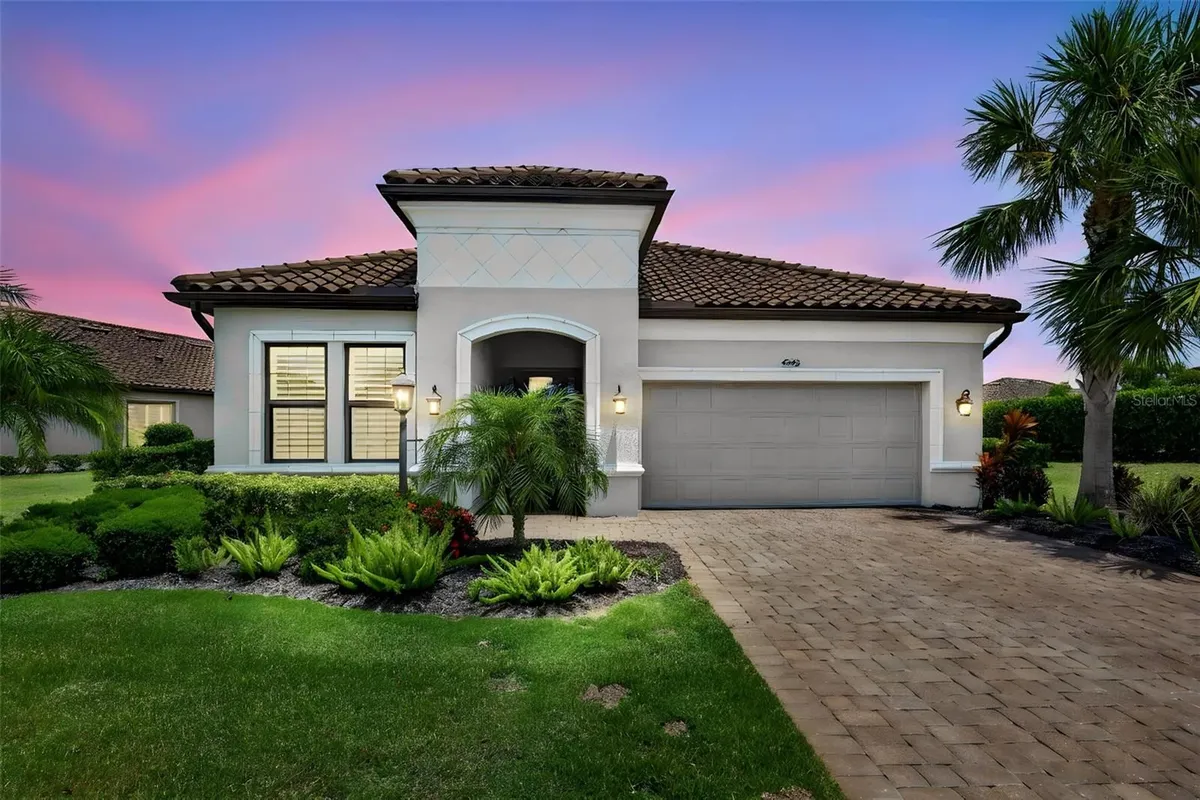 Property Slideshow image 1 of 91 | 4543 terrazza ct, Bradenton, FL, 34211