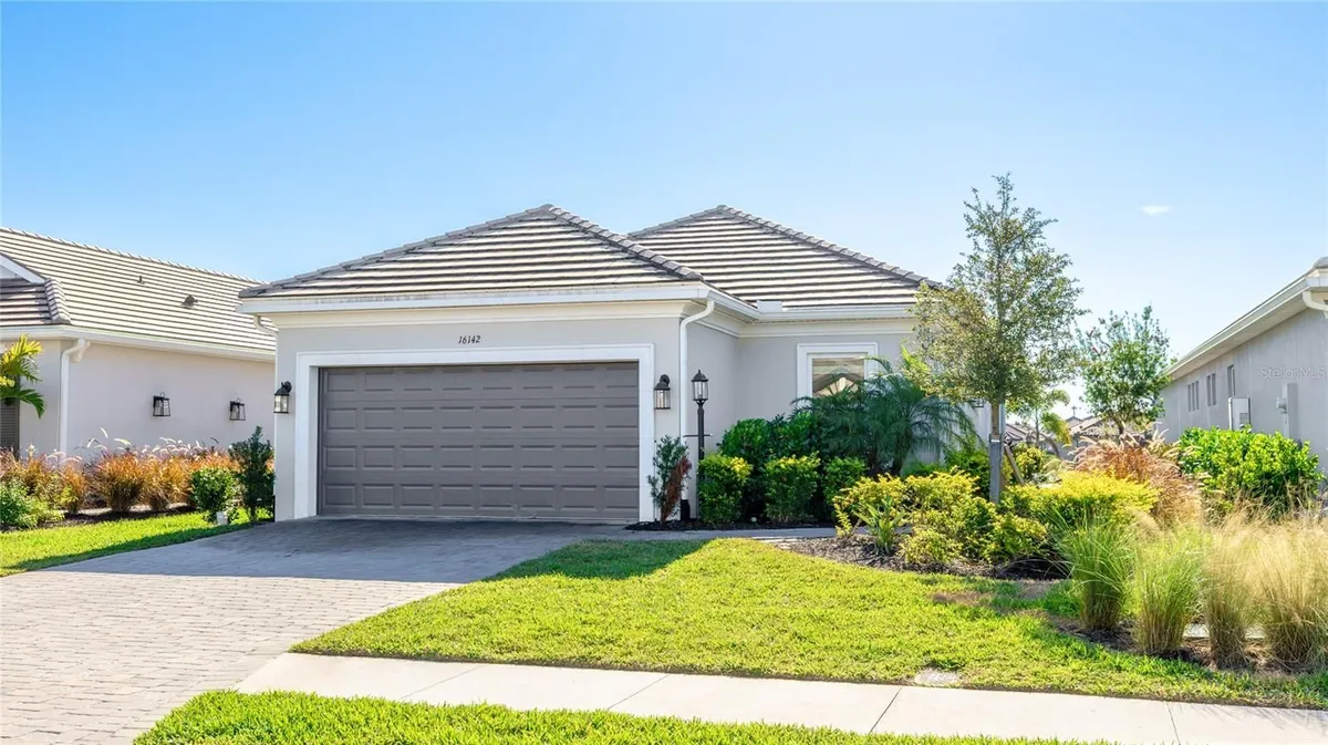 Property Slideshow image 1 of 54 | 16142 san donato pl, Bradenton, FL, 34211