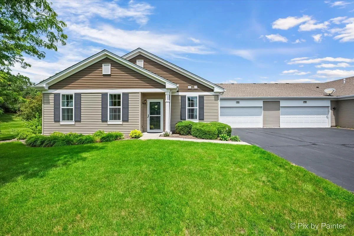 Property Slideshow image 1 of 28 | 1598 hannah ln 1598, Pingree Grove, IL, 60140