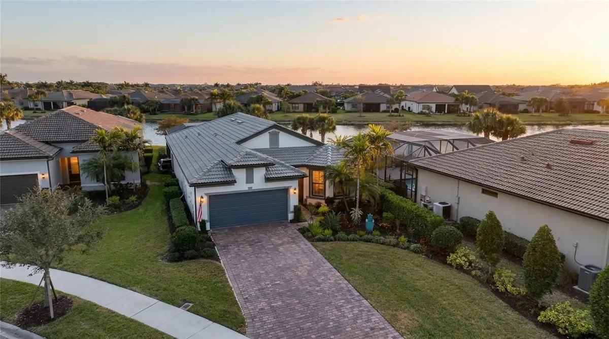 Property Slideshow image 1 of 60 | 13351 esposito st, Venice, FL, 34293