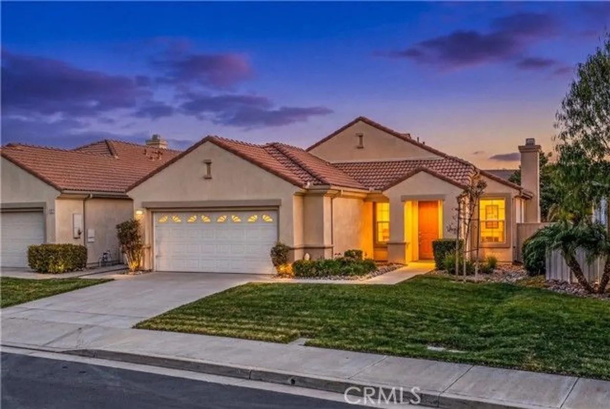 Property Slideshow image 1 of 42 | 29326 hidden lk, Menifee, CA, 92584