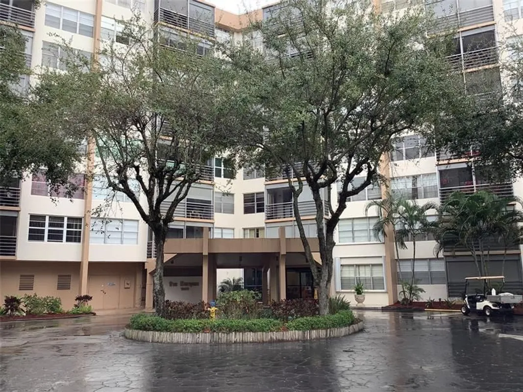 Property Slideshow image 1 of 43 | 1300 saint charles pl ph 13, Pembroke Pines, FL, 33026