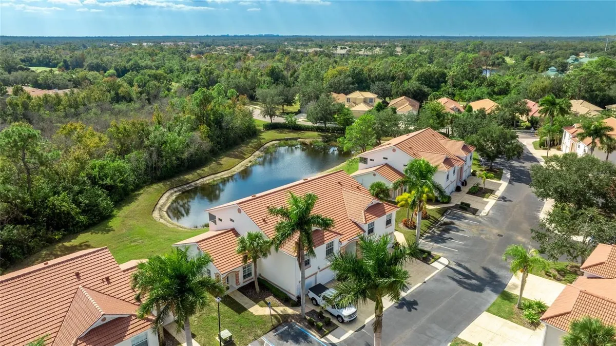 Property Slideshow image 1 of 34 | 7520 marsh orchid cir, Bradenton, FL, 34203