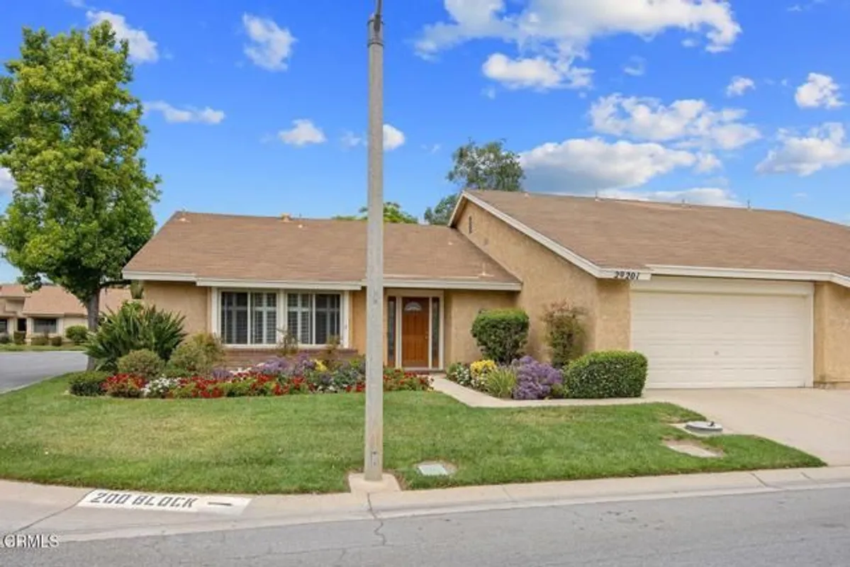 Property Slideshow image 1 of 75 | 29201 village 29 29, Camarillo, CA, 93012