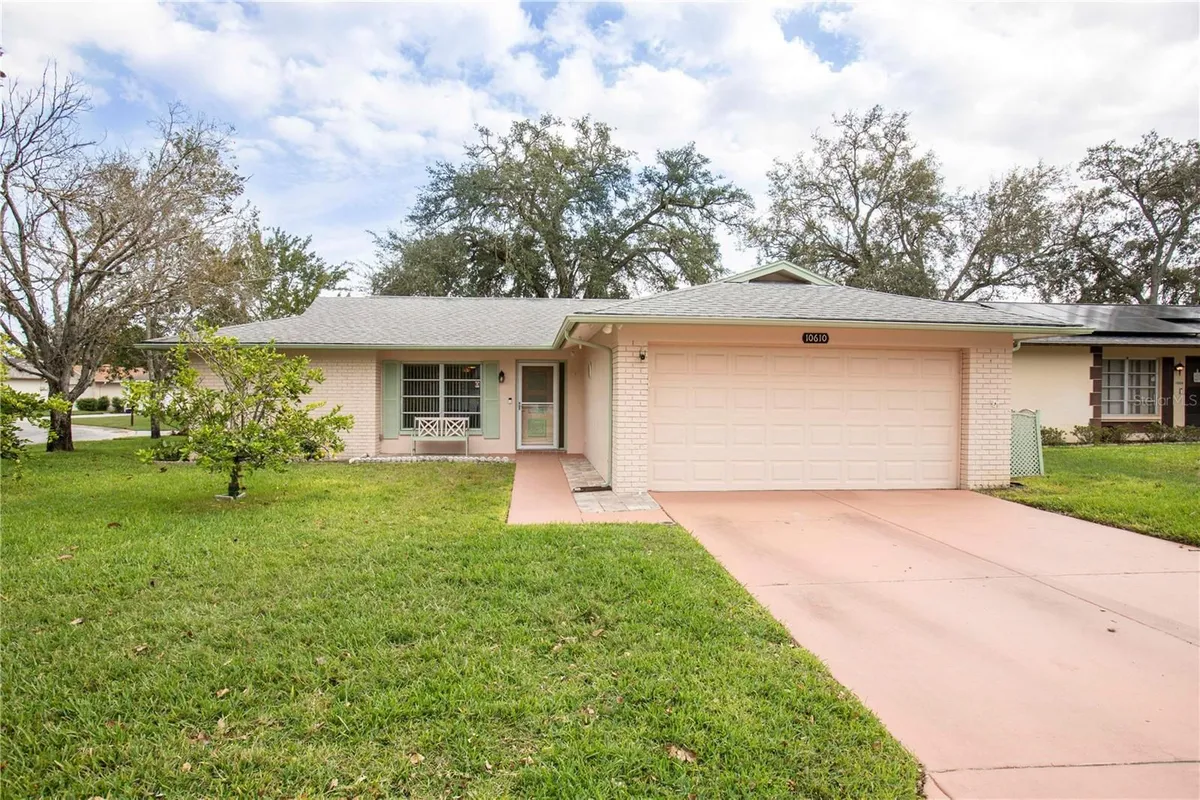 Property Slideshow image 1 of 21 | 10610 mosquero dr, Port Richey, FL, 34668