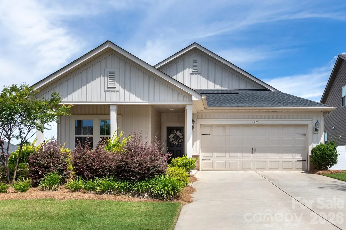Property Slideshow image 1 of 45 | 11809 red leaf dr, Charlotte, NC, 28215