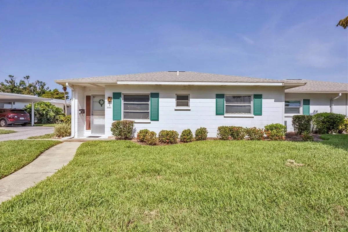 Property Slideshow image 1 of 45 | 1060 cockrill st 1060, Venice, FL, 34285