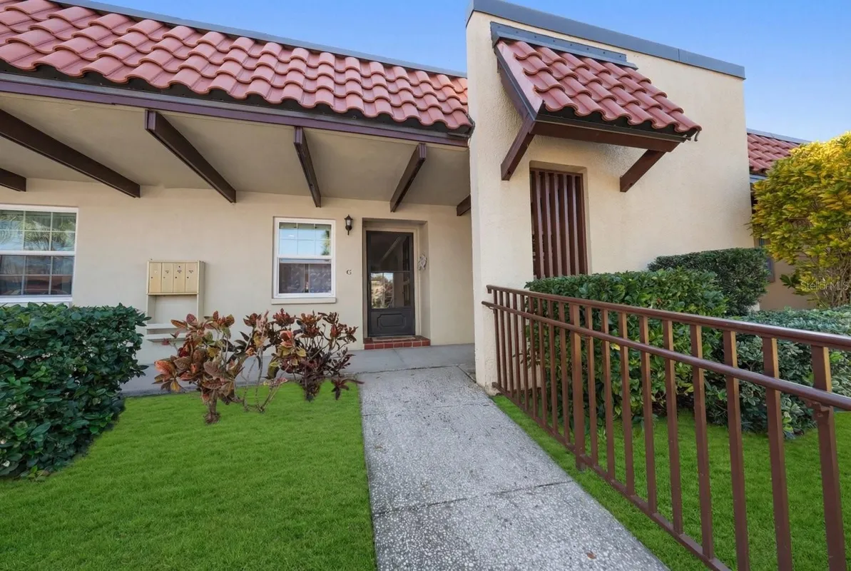 Property Slideshow image 1 of 30 | 1701 pinehurst rd 17g, Dunedin, FL, 34698