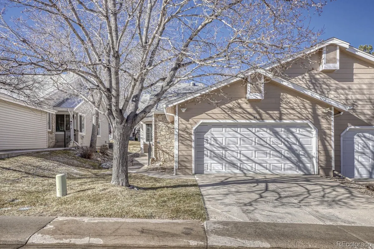 Property Slideshow image 1 of 22 | 47 canongate ln, Highlands Ranch, CO, 80130