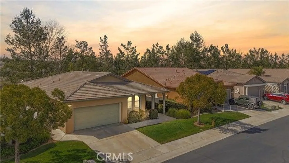 Property Slideshow image 1 of 33 | 113 owl crk, Beaumont, CA, 92223
