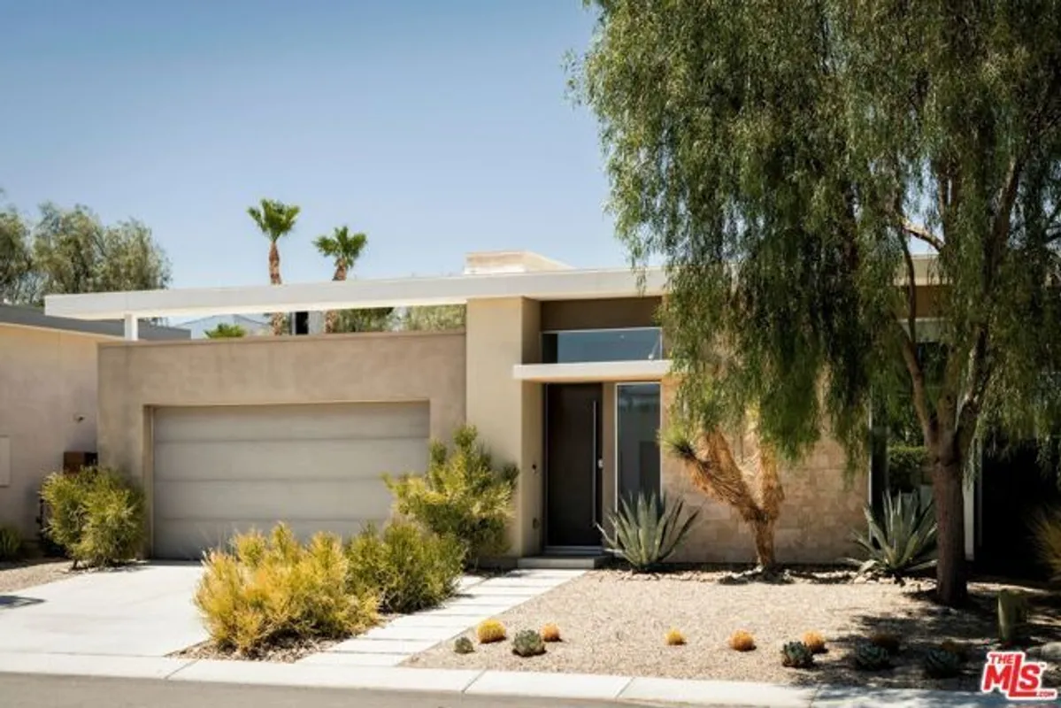 Property Slideshow image 1 of 22 | 4631 kellogg way, Palm Springs, CA, 92262