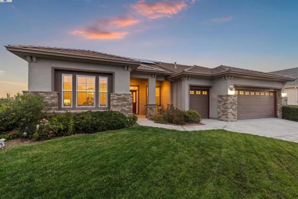 Property Slideshow image 1 of 54 | 1507 bismarck ln, Brentwood, CA, 94513