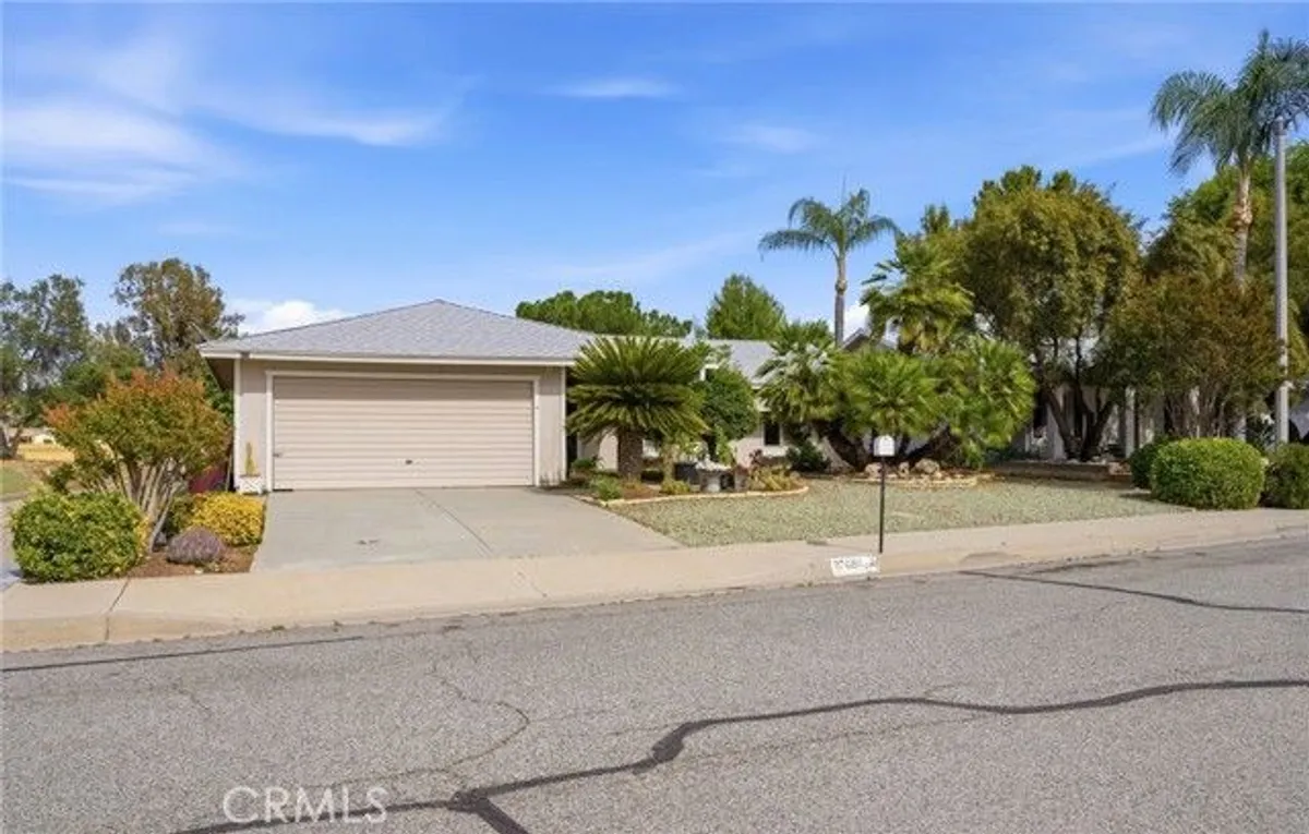 Property Slideshow image 1 of 22 | 27680 medford way, Menifee, CA, 92586