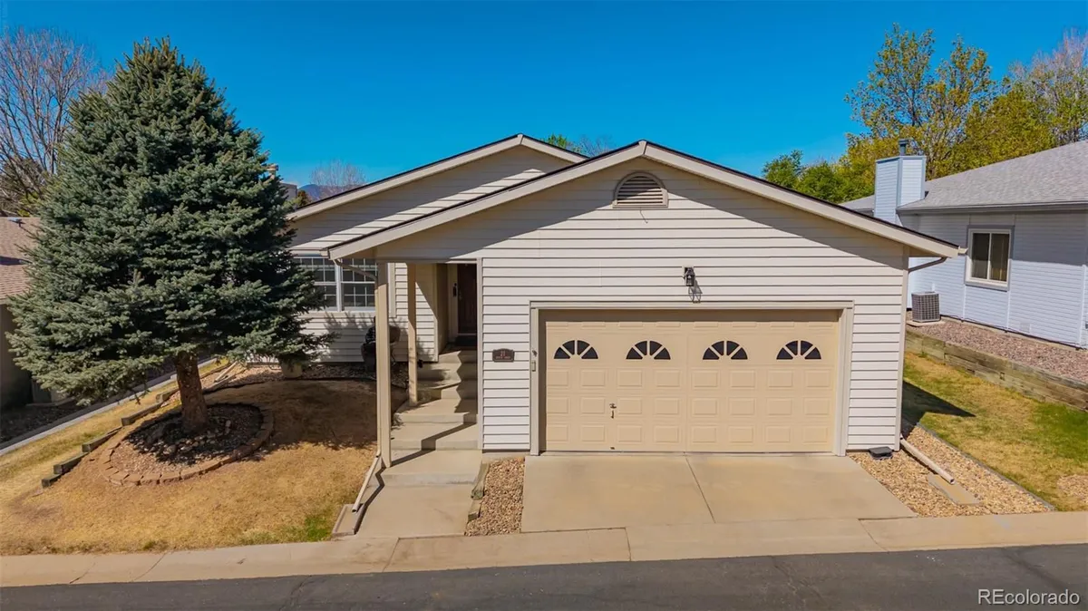 Property Slideshow image 1 of 37 | 21 curtis ct, Broomfield, CO, 80020
