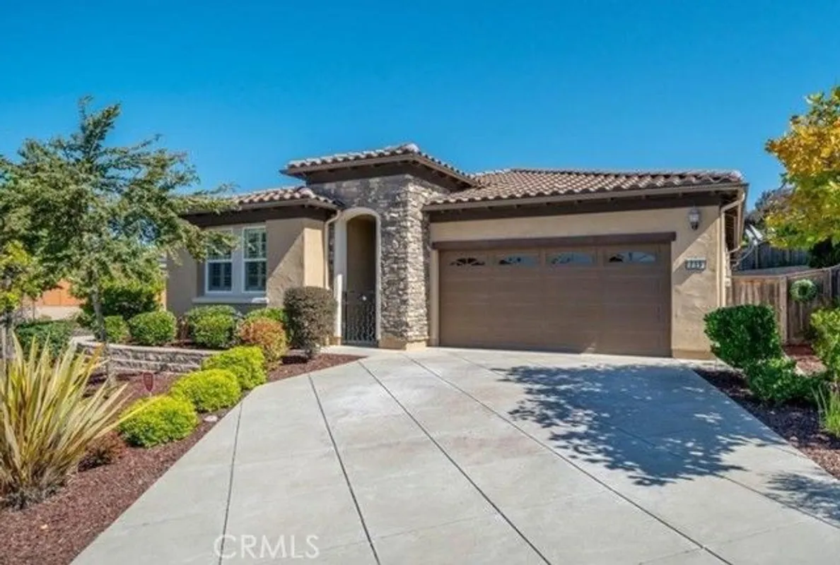 Property Slideshow image 1 of 32 | 715 sage crst, Santa Maria, CA, 93455