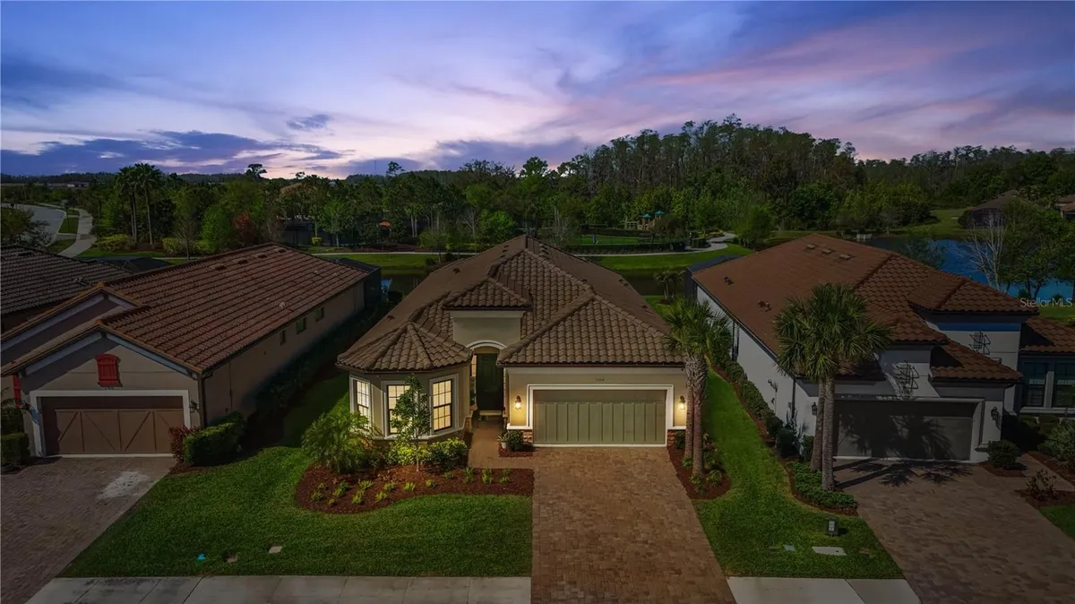 Property Slideshow image 1 of 48 | 11414 juglans dr, Odessa, FL, 33556