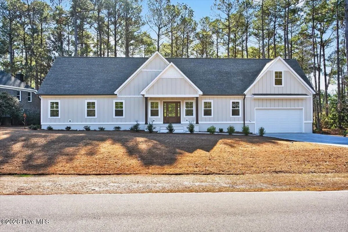 Property Slideshow image 1 of 81 | 355 s middleton dr, Calabash, NC, 28467
