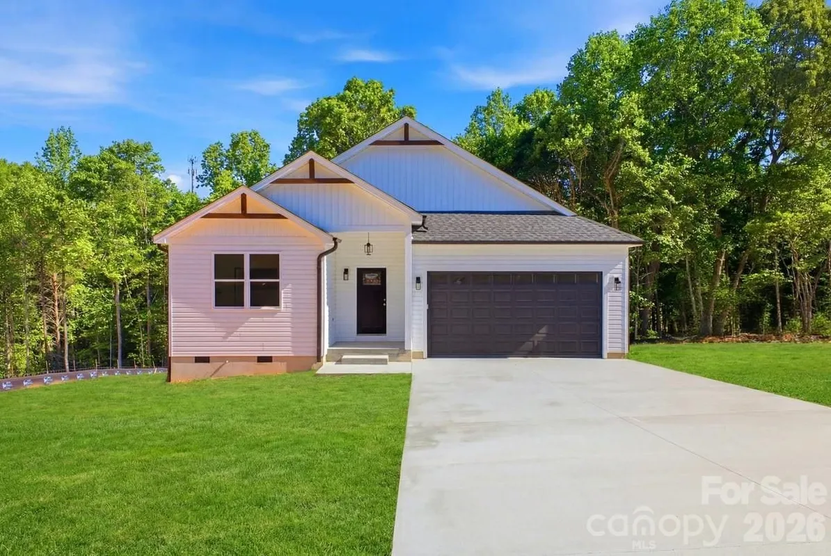 Property Slideshow image 1 of 39 | 2705 andrew point rd 2, Denver, NC, 28037