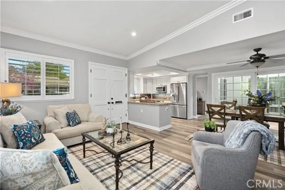 Property Slideshow image 1 of 37 | 713 avenida majorca #b #b, Laguna Woods, CA, 92637