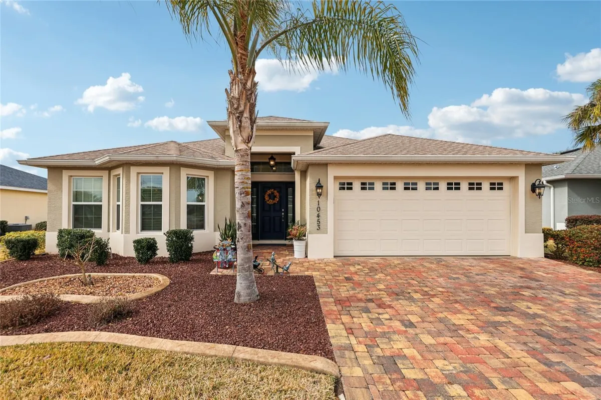 Property Slideshow image 1 of 33 | 10453 silver maple ave, Oxford, FL, 34484