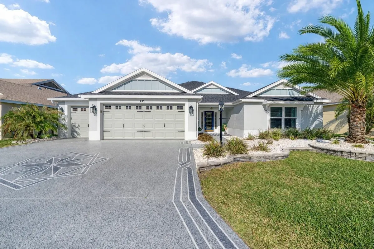 Property Slideshow image 1 of 58 | 4531 brooke ln, The Villages, FL, 32163
