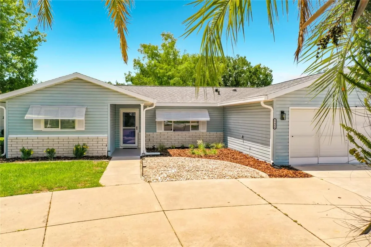Property Slideshow image 1 of 61 | 17966 se 97th ct, Summerfield, FL, 34491