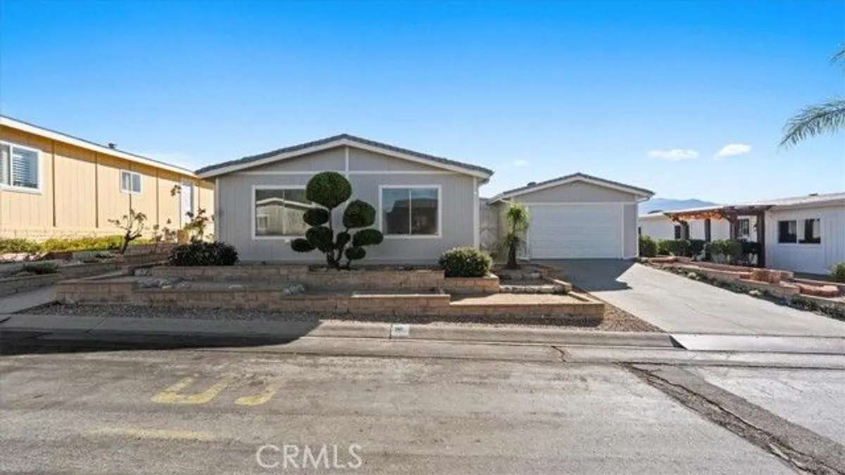 Property Slideshow image 1 of 20 | 3800 w wilson st spc 18, Banning, CA, 92220