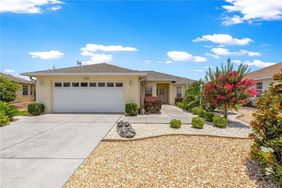 Property Slideshow image 1 of 27 | 8086 sw 81st loop, Ocala, FL, 34476