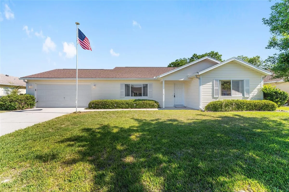 Property Slideshow image 1 of 50 | 11587 sw 139th pl, Dunnellon, FL, 34432