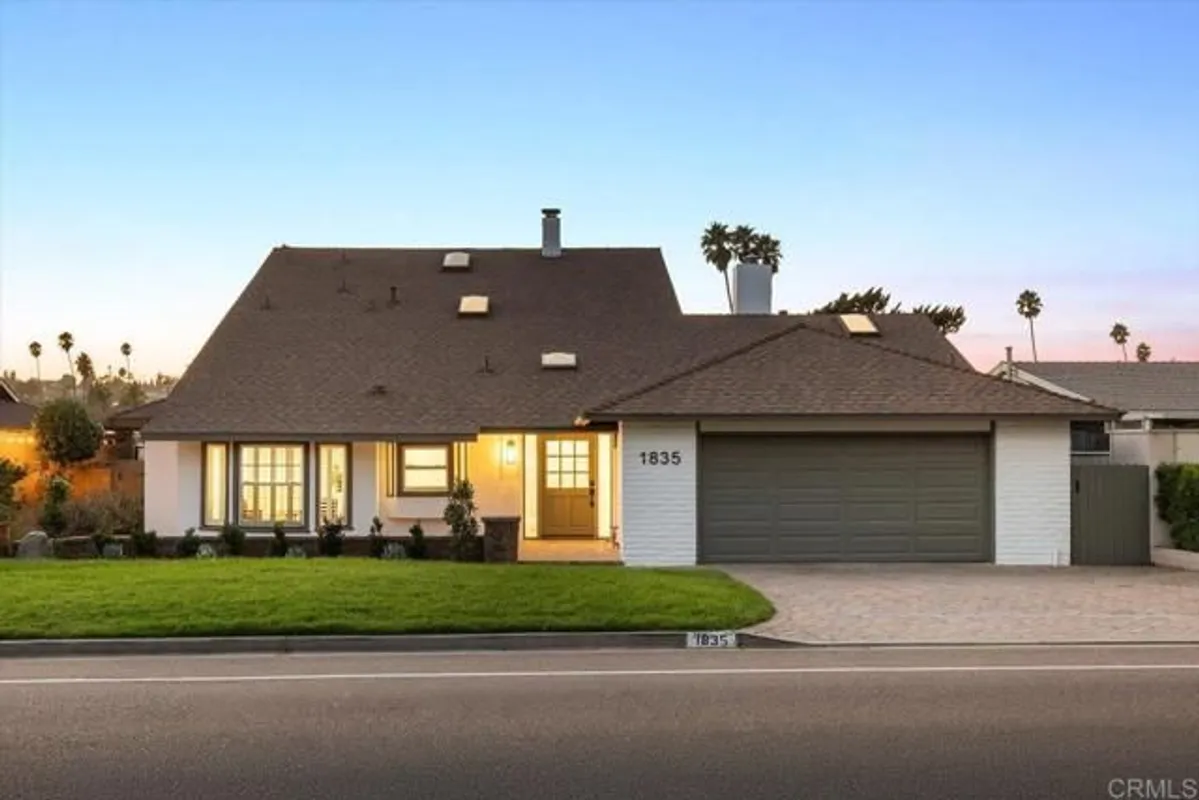 Property Slideshow image 1 of 75 | 1835 san pablo dr, San Marcos, CA, 92078