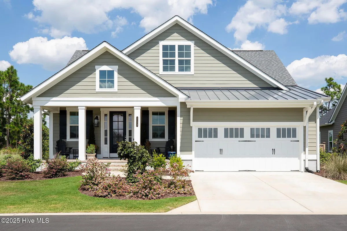 Property Slideshow image 1 of 77 | 713 cecil pt, Wilmington, NC, 28412
