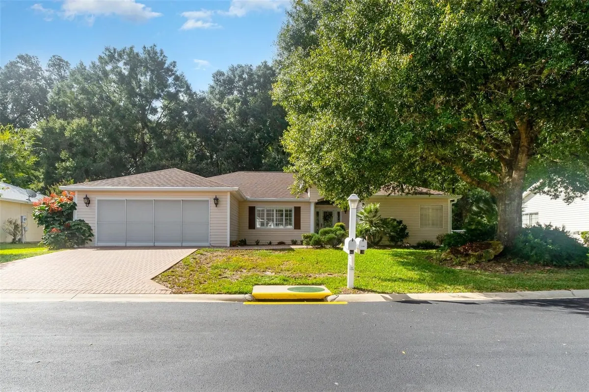Property Slideshow image 1 of 29 | 11284 sw 139th pl, Dunnellon, FL, 34432
