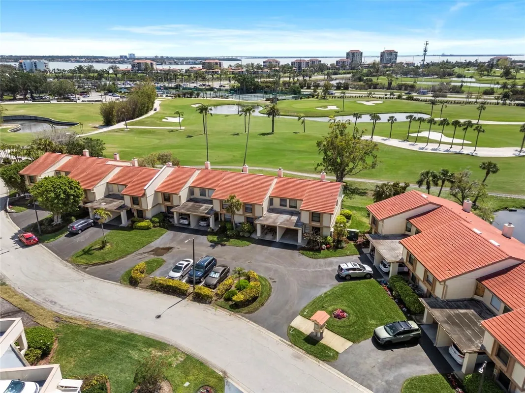 Property Slideshow image 1 of 52 | 6140 sun blvd unit 7, St Petersburg, FL, 33715