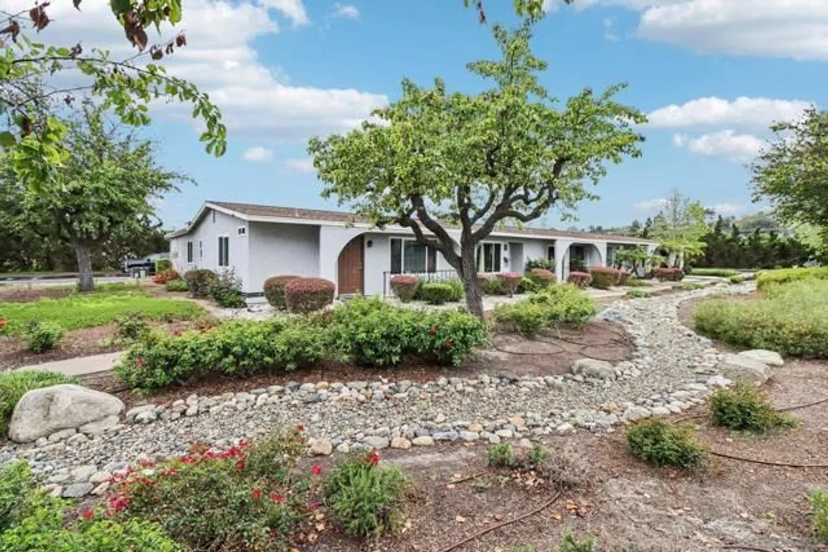 Property Slideshow image 1 of 28 | 3518 pear blossom, Oceanside, CA, 92057