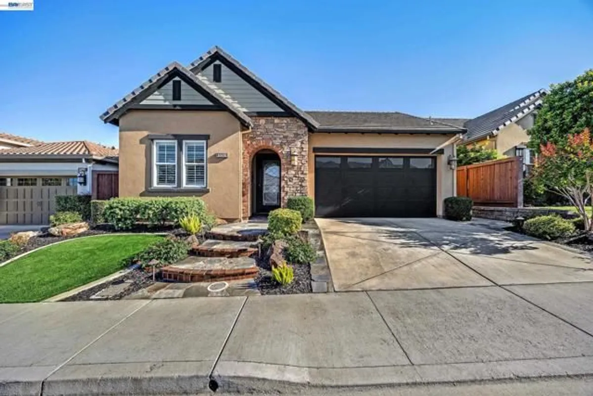 Property Slideshow image 1 of 67 | 1608 frascati way, Brentwood (Cc), CA, 94513