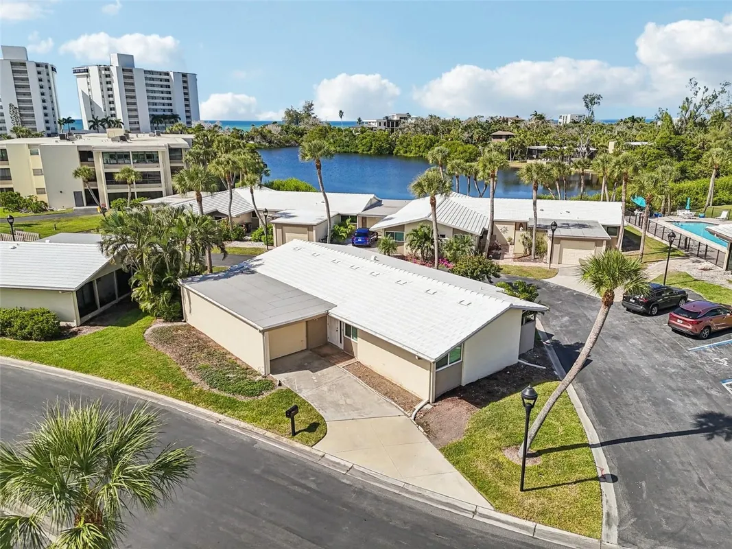 Property Slideshow image 1 of 35 | 113 whispering sands dr v-47, Sarasota, FL, 34242