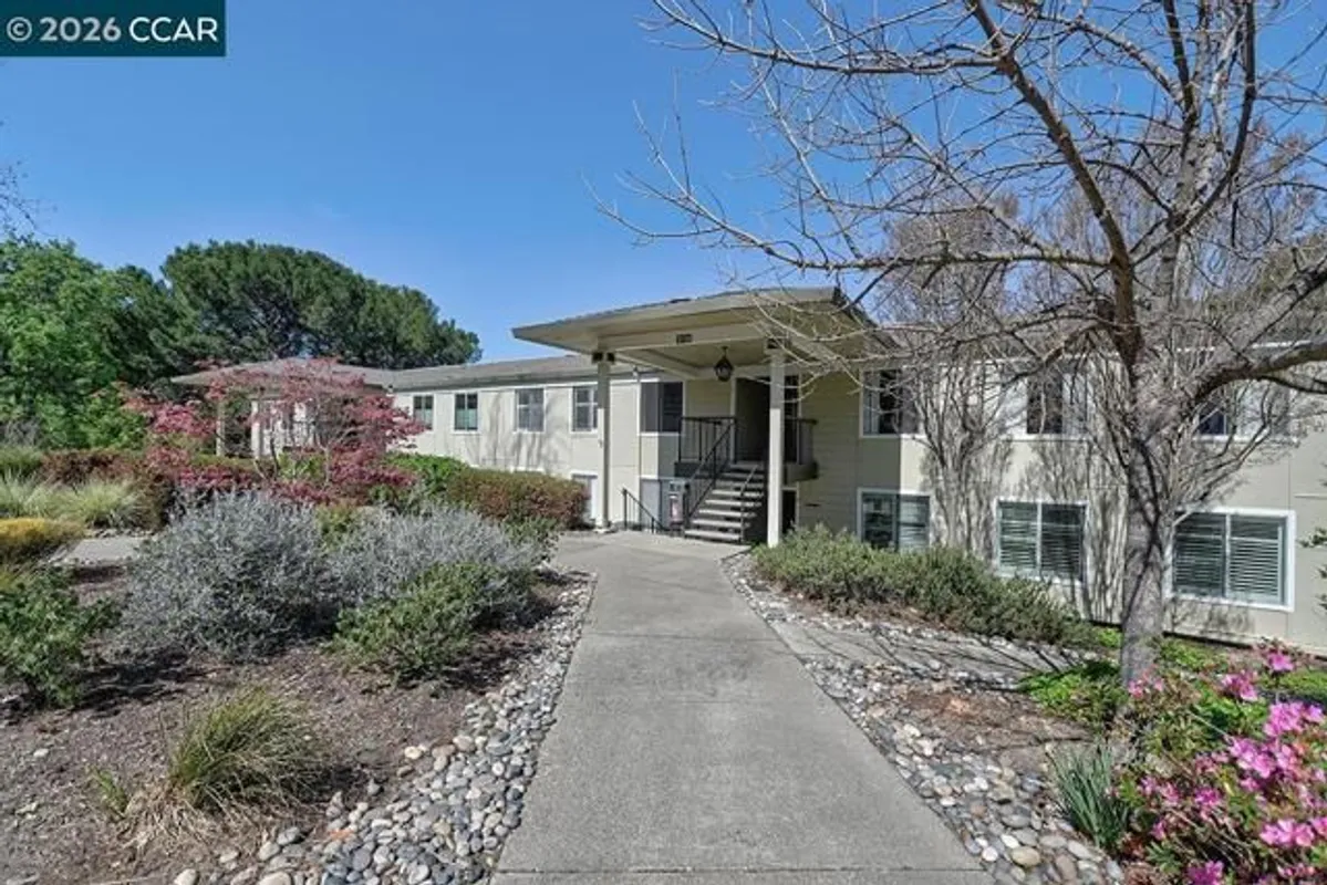 Property Slideshow image 1 of 42 | 3136 ptarmigan dr 5, Walnut Creek, CA, 94595