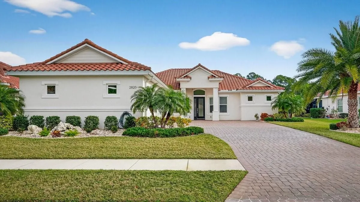 Property Slideshow image 1 of 87 | 2820 s asciano ct, New Smyrna Beach, FL, 32168