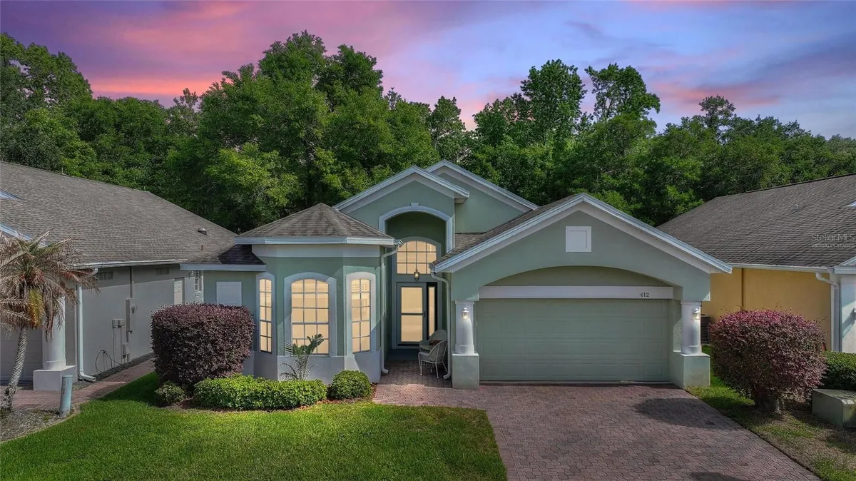 Property Slideshow image 1 of 67 | 612 vista oaks way, Davenport, FL, 33837