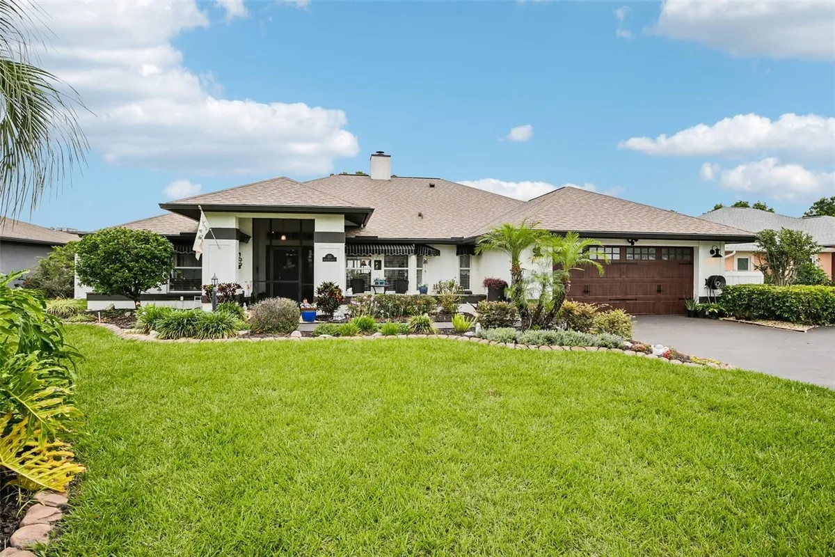 Property Slideshow image 1 of 81 | 213 n brockfield dr, Sun City Center, FL, 33573