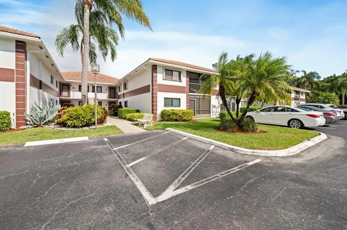 Property Slideshow image 1 of 30 | 15451 pembridge dr 206, Delray Beach, FL, 33484