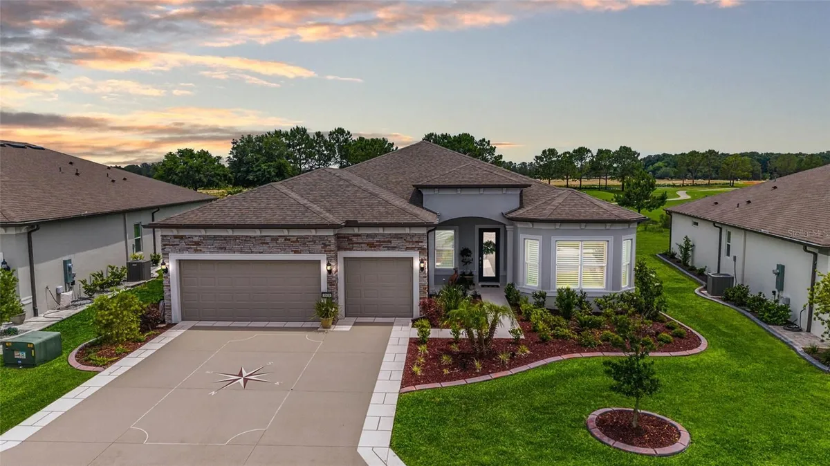 Property Slideshow image 1 of 86 | 8606 sw 61st loop, Ocala, FL, 34481
